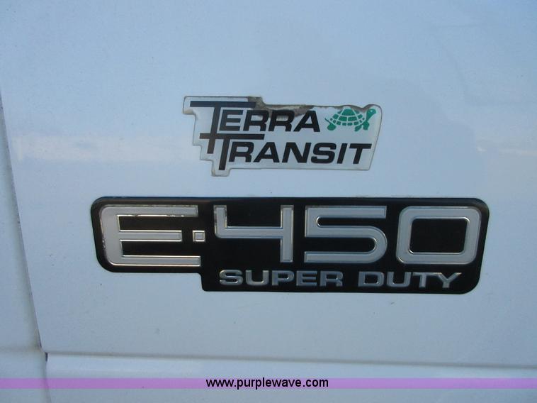 image for item J7666 1999 Ford Econoline E450