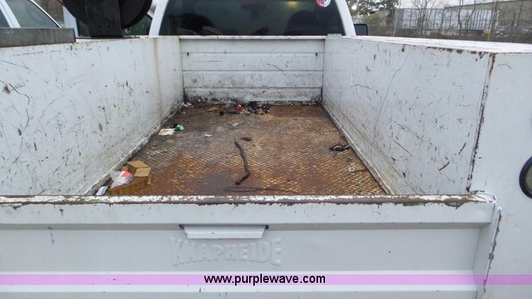 image for item J8374 2008 Ford F250 Super Duty utility truck