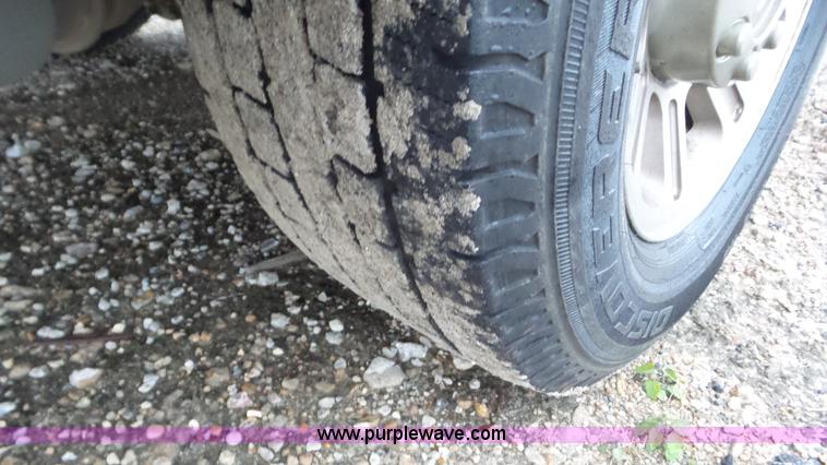 image for item J8374 2008 Ford F250 Super Duty utility truck