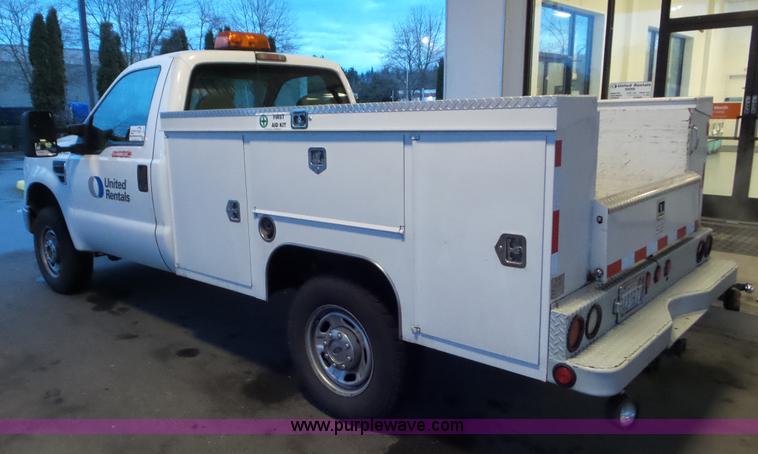 image for item J8388 2010 Ford F250 Super Duty XL utility truck