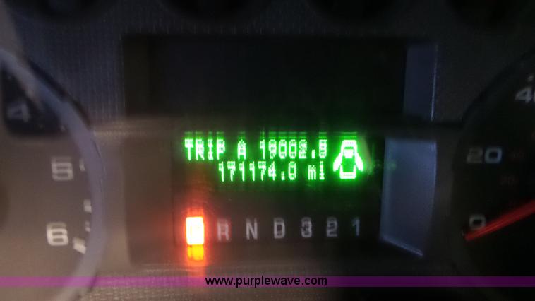 image for item J8388 2010 Ford F250 Super Duty XL utility truck