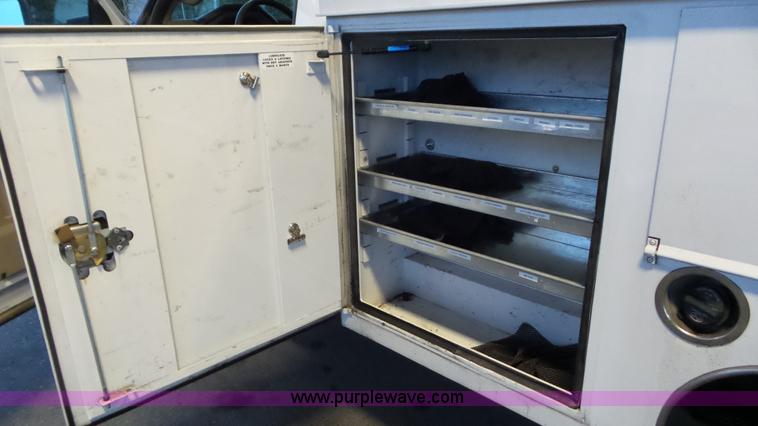 image for item J8388 2010 Ford F250 Super Duty XL utility truck