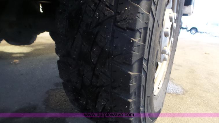 image for item J8388 2010 Ford F250 Super Duty XL utility truck