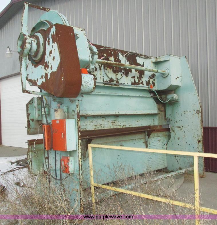 image for item J8783 Wisconsin Forcemaster 12FM120 metal brake