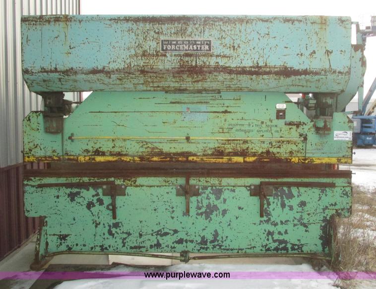 image for item J8783 Wisconsin Forcemaster 12FM120 metal brake