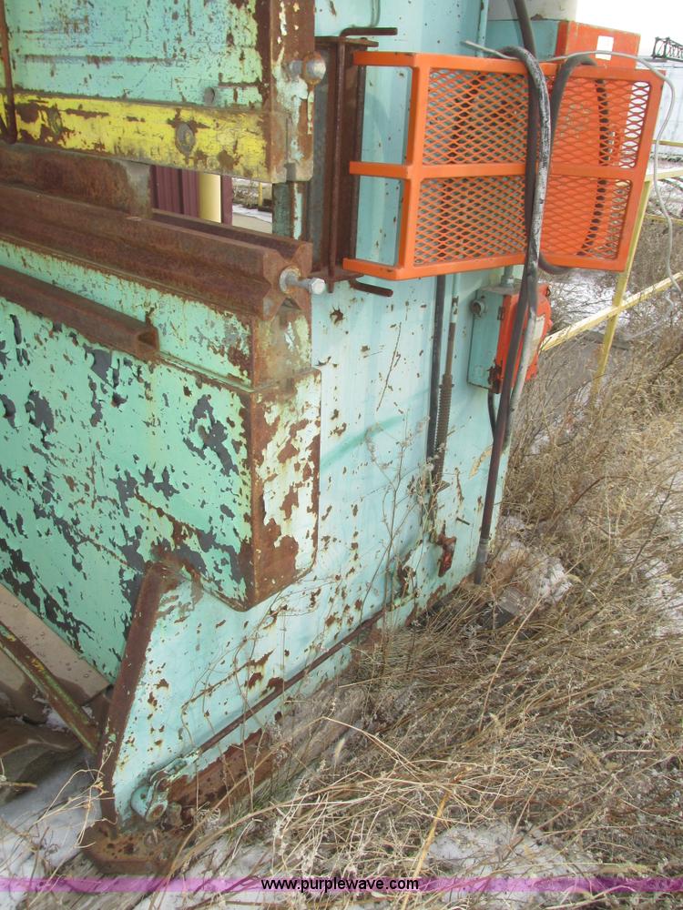 image for item J8783 Wisconsin Forcemaster 12FM120 metal brake