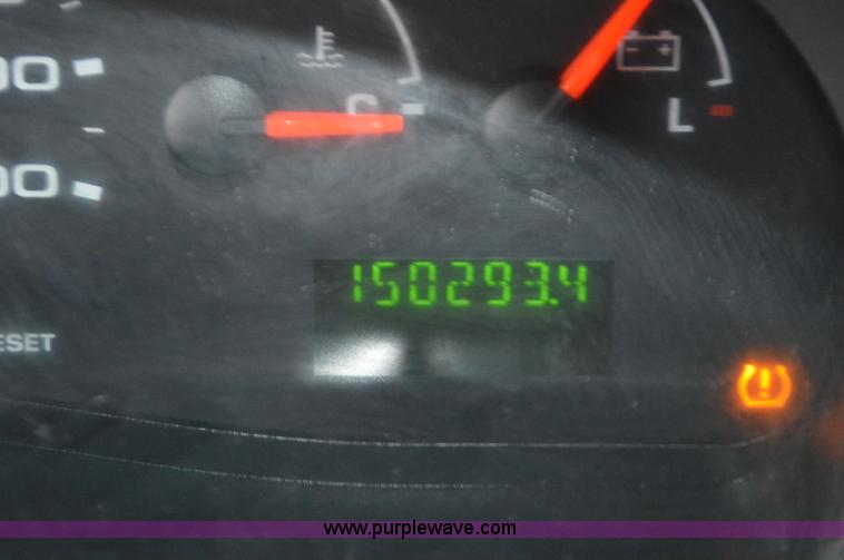 image for item K5377 2008 Ford E150 van