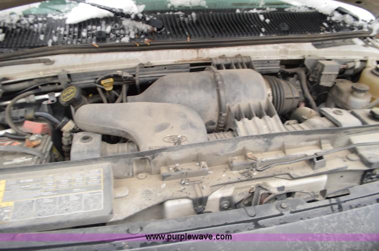 image for item K5377 2008 Ford E150 van