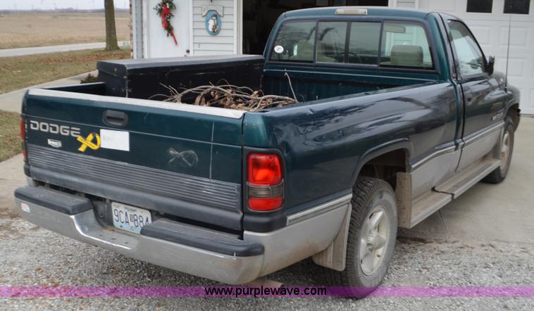 image for item K5391 1996 Dodge Ram 1500 pickup truck