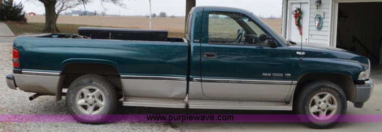 image for item K5391 1996 Dodge Ram 1500 pickup truck