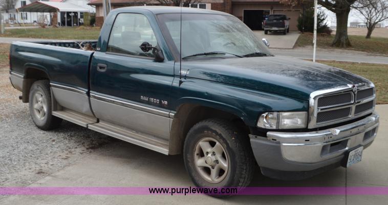 image for item K5391 1996 Dodge Ram 1500 pickup truck