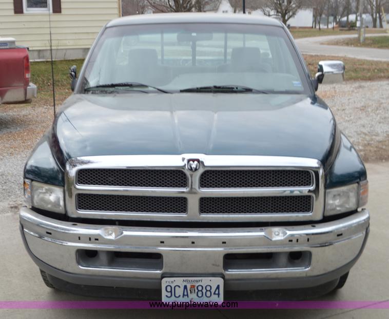 image for item K5391 1996 Dodge Ram 1500 pickup truck