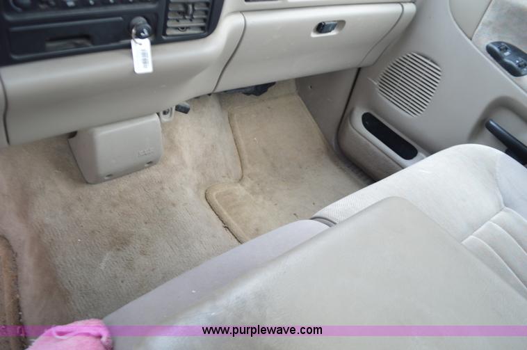 image for item K5391 1996 Dodge Ram 1500 pickup truck