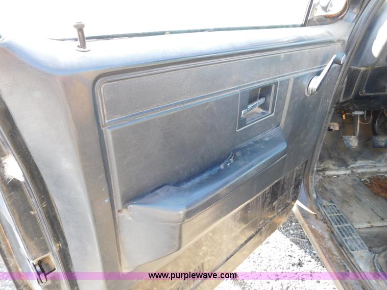 image for item K5411 1982 Chevrolet C30 Custom Deluxe utility truck