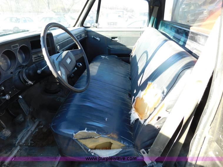 image for item K5411 1982 Chevrolet C30 Custom Deluxe utility truck