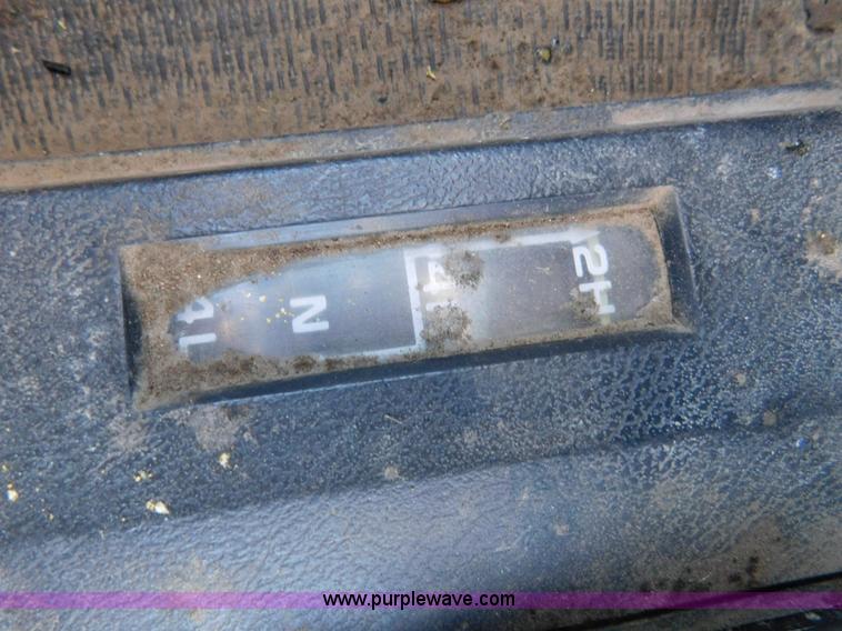 image for item K5412 1984 Chevrolet pickup truck