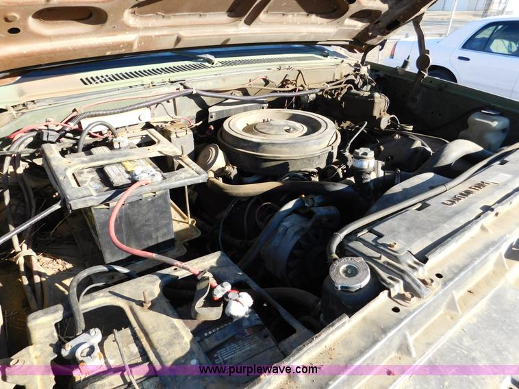 image for item K5412 1984 Chevrolet pickup truck