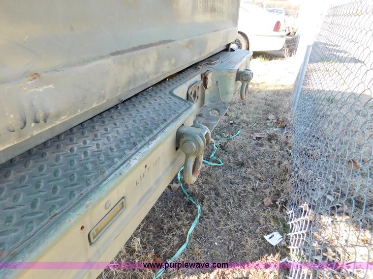 image for item K5412 1984 Chevrolet pickup truck