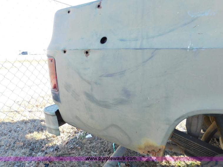 image for item K5412 1984 Chevrolet pickup truck