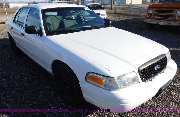 image for item K5413 2006 Ford Crown Victoria Police Interceptor