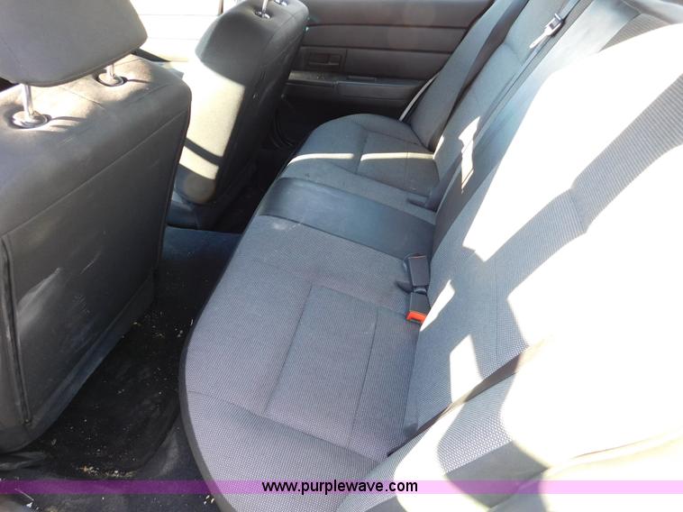 image for item K5413 2006 Ford Crown Victoria Police Interceptor