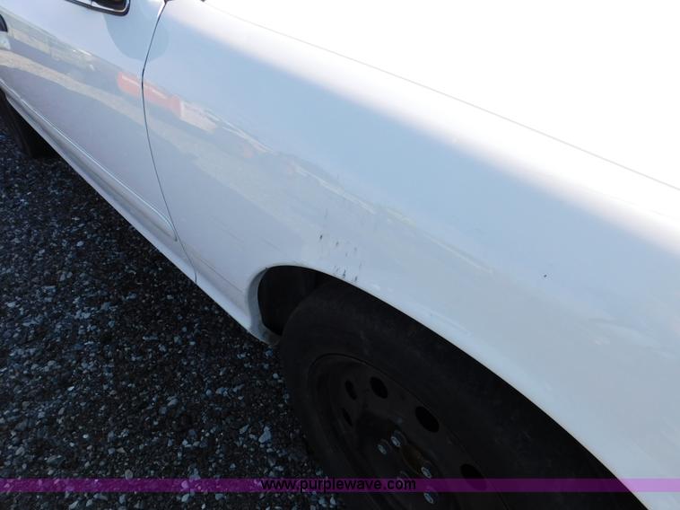 image for item K5413 2006 Ford Crown Victoria Police Interceptor