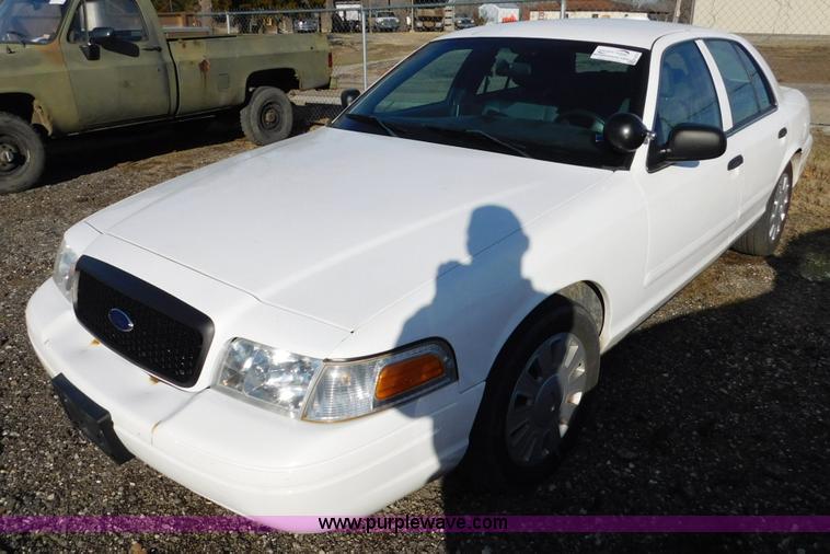 image for item K5414 2008 Ford Crown Victoria Police Interceptor