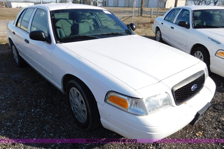 image for item K5414 2008 Ford Crown Victoria Police Interceptor