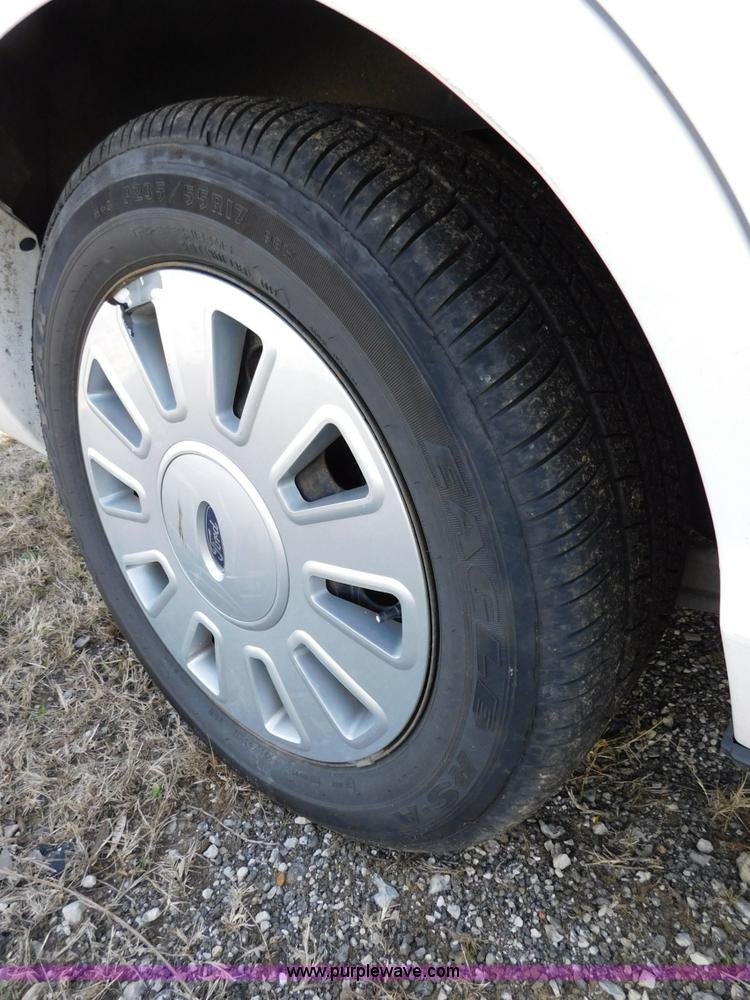 image for item K5415 2008 Ford Crown Victoria Police Interceptor