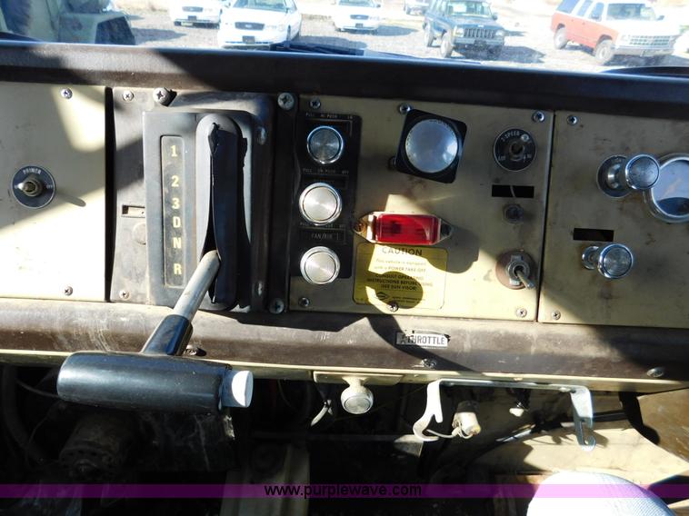 image for item K5418 1978 International Cargo Star B flatbed truck