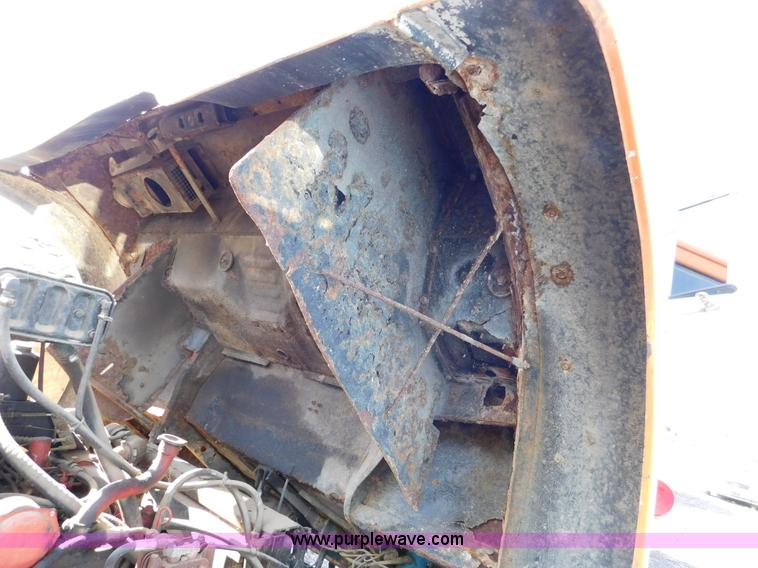 image for item K5418 1978 International Cargo Star B flatbed truck