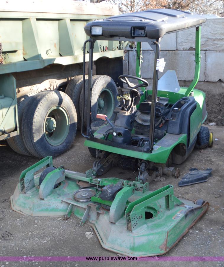 image for item K5420 John Deere 856 lawn mower