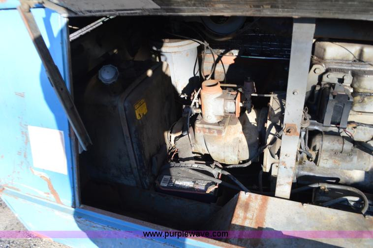 image for item K5421 Gardner Denver D190 air compressor