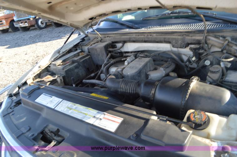 image for item K5422 1997 Ford F150 pickup truck