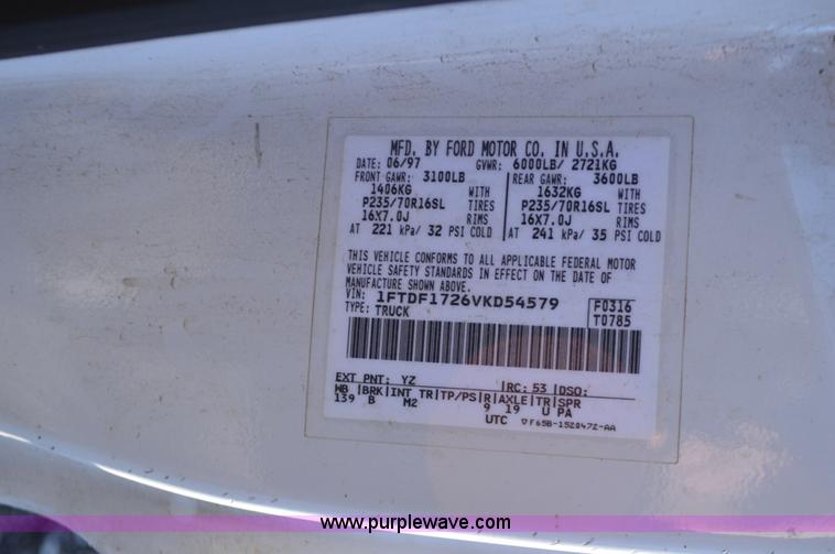 image for item K5422 1997 Ford F150 pickup truck