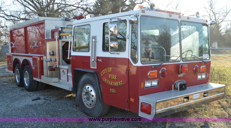 image for item K5424 1982 Hendrickson fire truck
