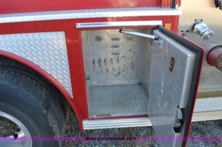 image for item K5424 1982 Hendrickson fire truck