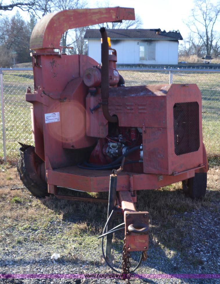 image for item K5425 Vermeer 1250 wood chipper