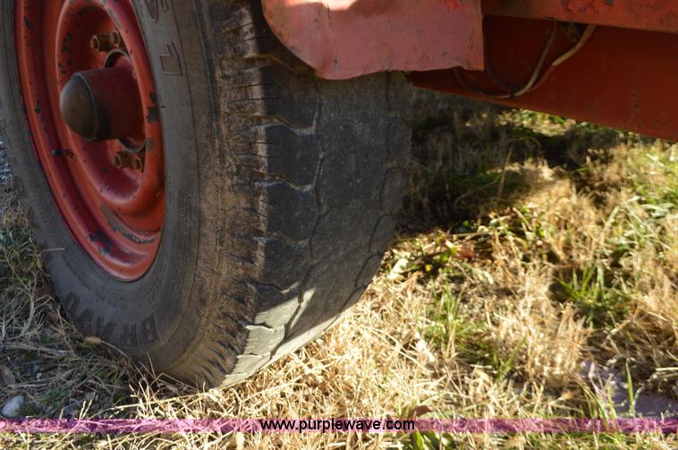 image for item K5425 Vermeer 1250 wood chipper