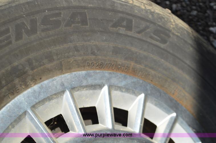 image for item K5429 1997 Ford Crown Victoria LX