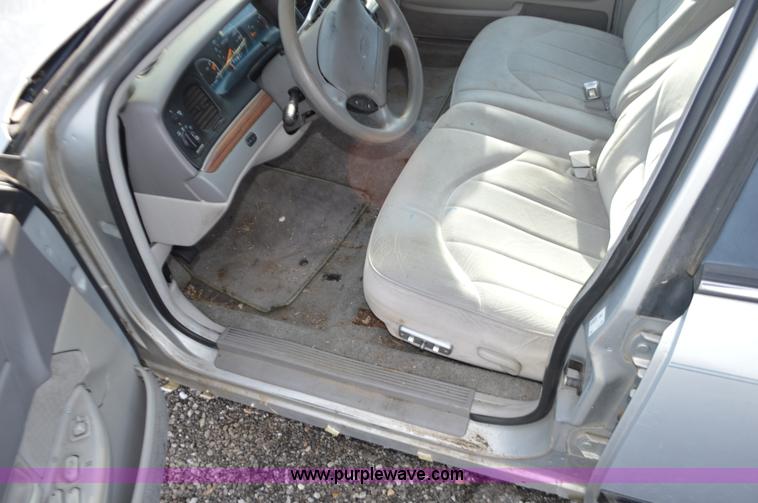 image for item K5429 1997 Ford Crown Victoria LX