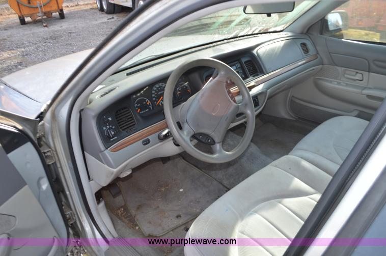 image for item K5429 1997 Ford Crown Victoria LX