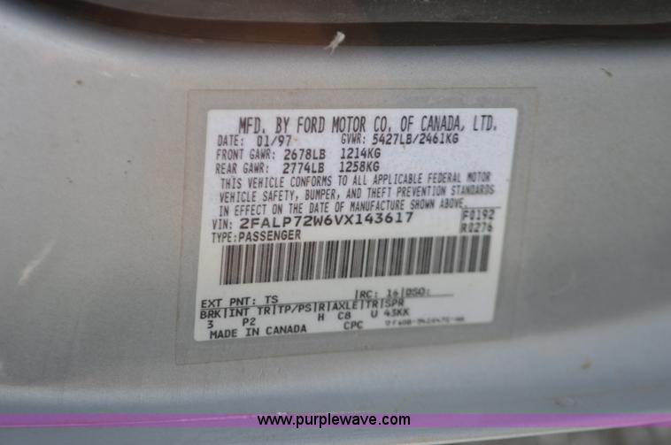 image for item K5429 1997 Ford Crown Victoria LX