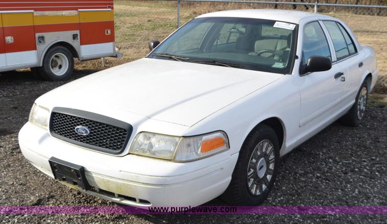 image for item K5430 2003 Ford Crown Victoria Police Interceptor
