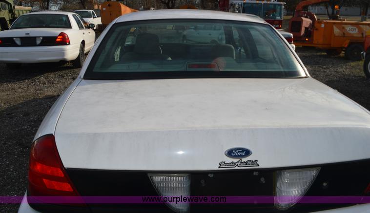 image for item K5430 2003 Ford Crown Victoria Police Interceptor
