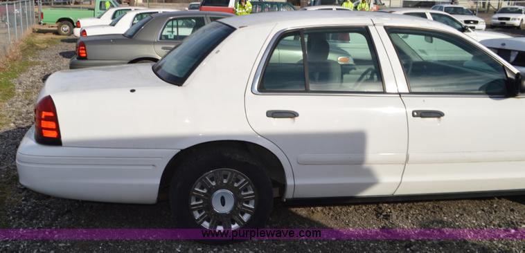image for item K5430 2003 Ford Crown Victoria Police Interceptor