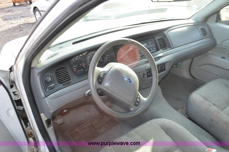 image for item K5430 2003 Ford Crown Victoria Police Interceptor