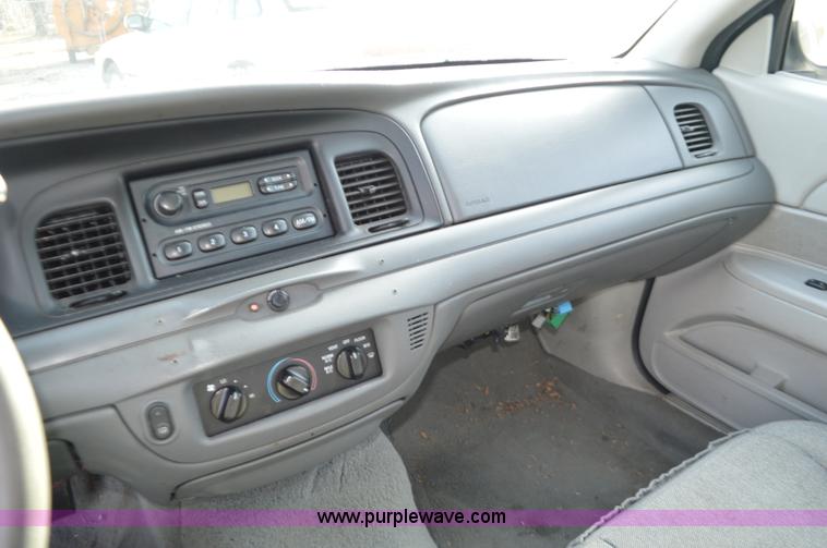 image for item K5430 2003 Ford Crown Victoria Police Interceptor