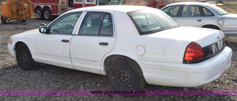 image for item K5431 2003 Ford Crown Victoria Police Interceptor