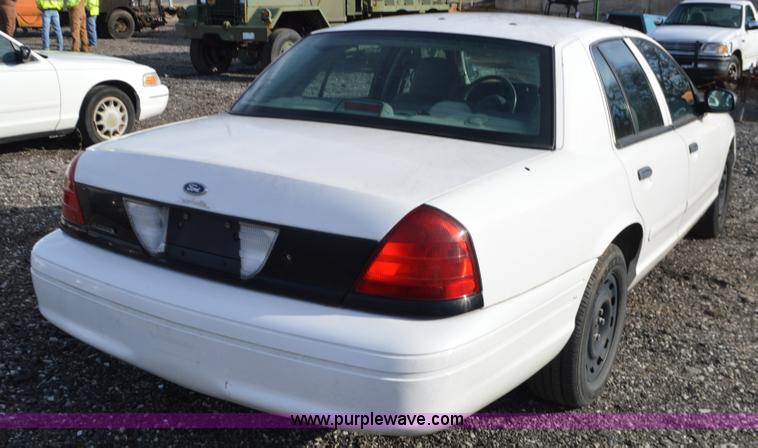 image for item K5431 2003 Ford Crown Victoria Police Interceptor